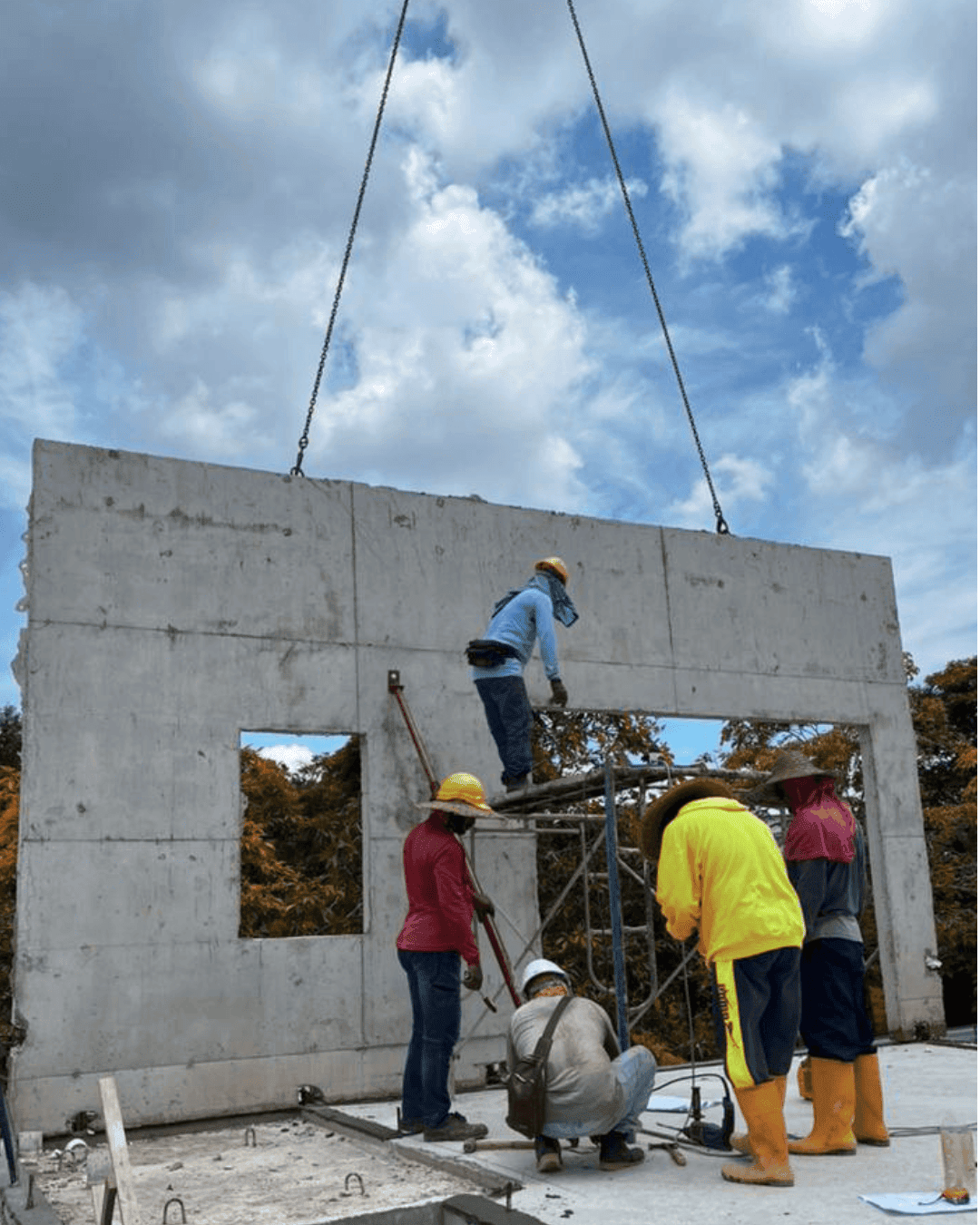 Precast Wall Panel Installation Image